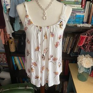 Maurices NWT tank